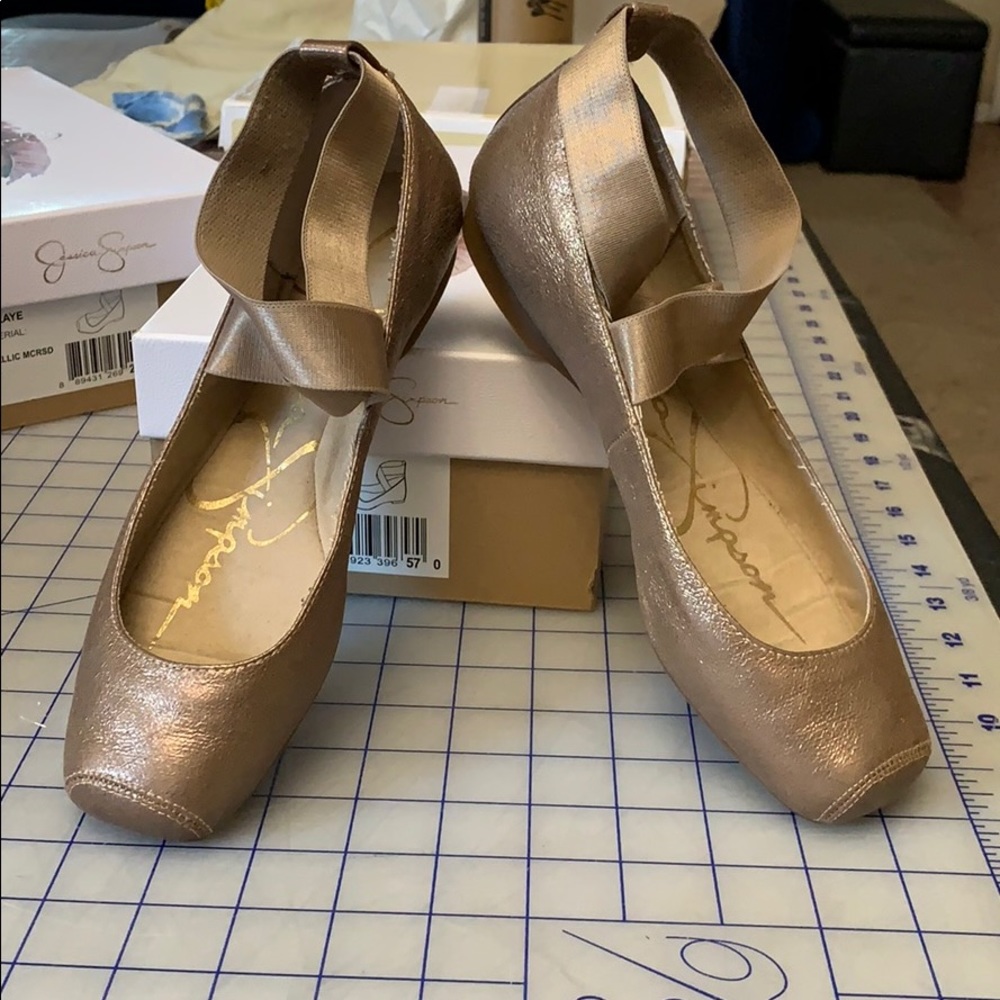 Jessica Simpson ballet flats, 6.5, sandbar gold